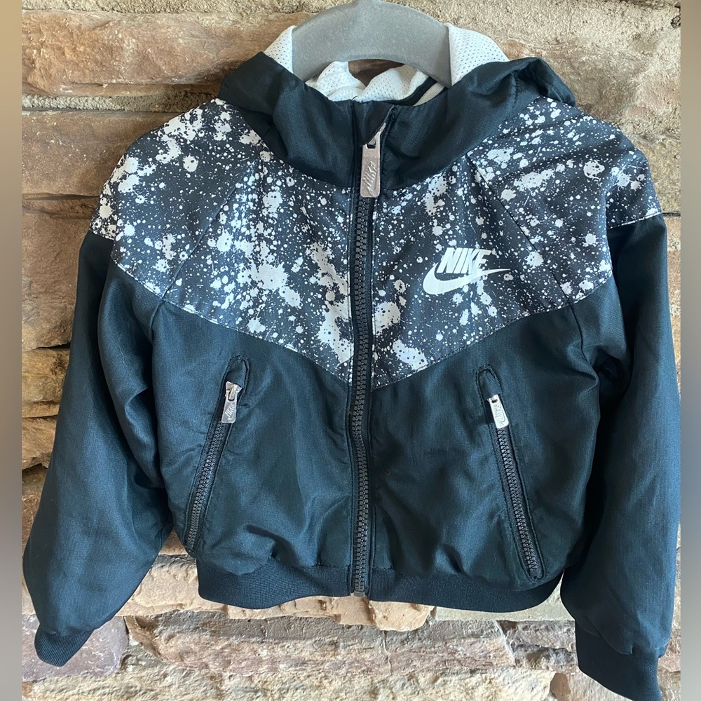 Nike Boys or Girls Windbreaker Zip up Hoodie Jacket size 2T